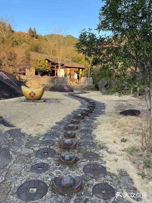 篁岭石门峡图片