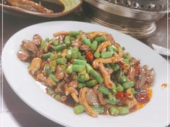 -余杨鸭鸭餐厅