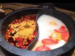 -销魂美蛙鱼头火锅(上海首店)