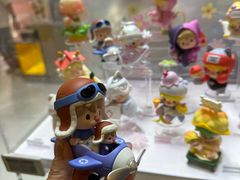 -泡泡玛特POPMART(蓝色港湾店)