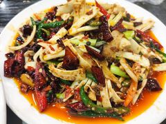 火爆黄喉-江湖黑大兔(杨家坪店)