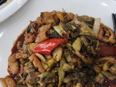 特色酸菜炒大肠-大湾区鑫南酒家·粤菜(黄岐店)
