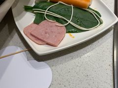 -海底捞火锅鲜切牛肉主题店(长寿路店)