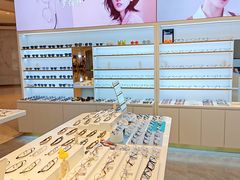 -罗伯特眼镜·蔡司官方授权(前海桂湾店)