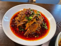 -全牛匠·乐山跷脚牛肉(新中关店)