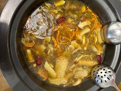 -菌乡缘·野生菌蒸汽鱼火锅(江边夜市店)