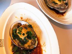 油泼本地大鲍鱼-开海·红岛海鲜虾水饺(石老人店)