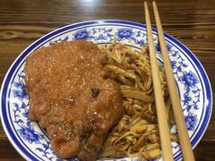 -何太太馄饨面铺(大浒东苑店)