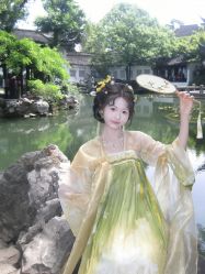 -白月清川汉服体验馆