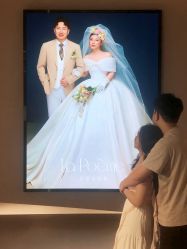 -乐派诗婚纱摄影