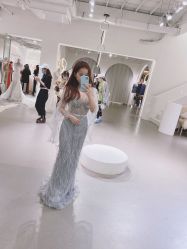 -艾米丽婚纱礼服