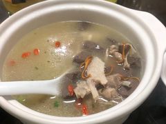 -七的湖·晚芳亭·阳澄湖农家菜·大闸蟹(莲花岛店)