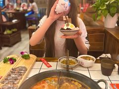 -热火朝天鲜切牛肉火锅(南强街巷店)