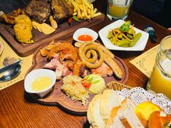 -马迭尔德式西餐精酿啤酒屋(中央大街店)