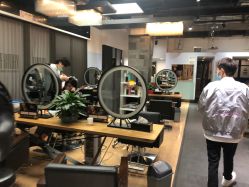 -FRIDAY星期五专业美发沙龙