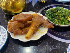 -王村姑老土炕莜面村(张北店)