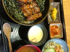 鳗鱼盖饭定食-自由之丘