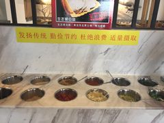 -小牛叔鲜切牛肉·火锅·烤肉自助(公济桥路店)