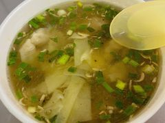 鲜肉馄饨-老吴记水饺馆(前进五路店)