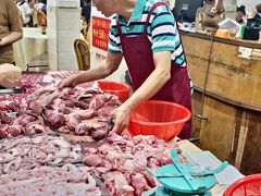 -标记美食新鲜猪杂(兴南大道店)