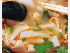 -遵义虾子卢四羊肉粉(大沽路店)
