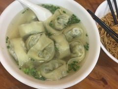 -潘国仙耳光馄饨(黄家阙路店)