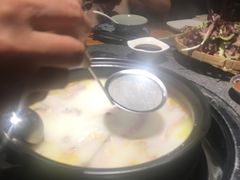 -大匠工房古船木艺术餐厅·猪肚鸡专门店(长白仙岛店)