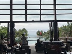 -亚龙湾喜来登·美景台大堂吧