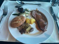 -澳门旅游塔360°旋转餐厅(南湾湖广场店)