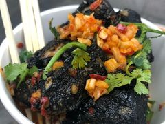 -黑色经典臭豆腐·湖南特产(坡子街店)