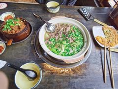 -乐山食古香跷脚牛肉