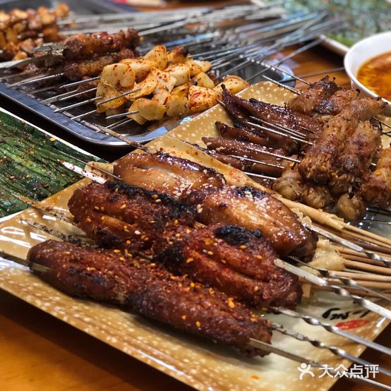 励学鸡吃烧烤(二十一中店)