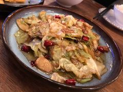 -爱啤精酿·民谣酒馆(滨江店)