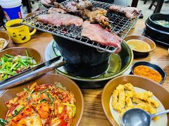 -喝丢一只鞋·东北烤肉·烧烤·铜火锅(江宁店)