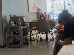 -必胜客(WOW南雄店)