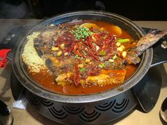 -吞鱼兽麻辣烤鱼(万达店)
