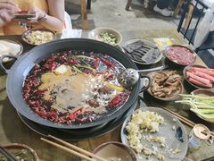 -黄潇洒老火锅(九眼桥宏济巷店)