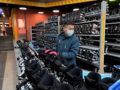 -采薇庄园四季滑雪场