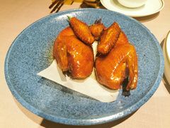 红烧乳鸽-新荣记(湾仔店)