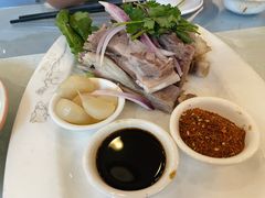 -马尔龙新疆饭店·清真(瑞景店)