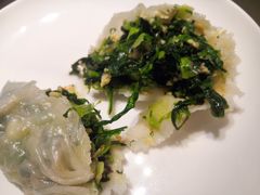 薄皮透亮水晶包（小白菜馅儿）-悦融琥珀·京鲁菜·海味珍品(西单店)