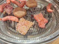 -青瓦餐厅·生鱼片·韩园烤肉(西塔店)