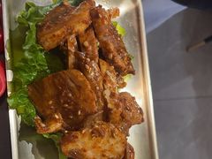 -围炉肉舍•炭烤活鳗•丹东海鲜烤肉(步行街店)