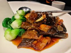 葱烧海参配乌米菌-鲁采LU STYLE(新天地店)