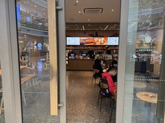 -星巴克臻选(周浦万达店)