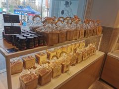 -爱达乐面包生日蛋糕(十陵成大店)