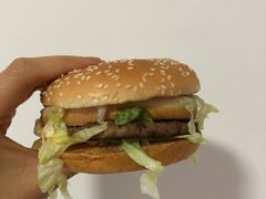 巨无霸-麦当劳(展览路店)