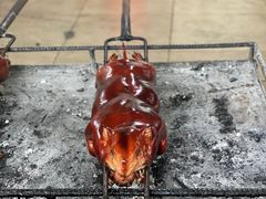 -黄记四更烤乳猪店