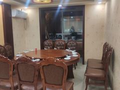 包厢-满龙源餐厅(南十马路店)