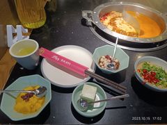 -井格重庆火锅(西直门凯德Mall店)